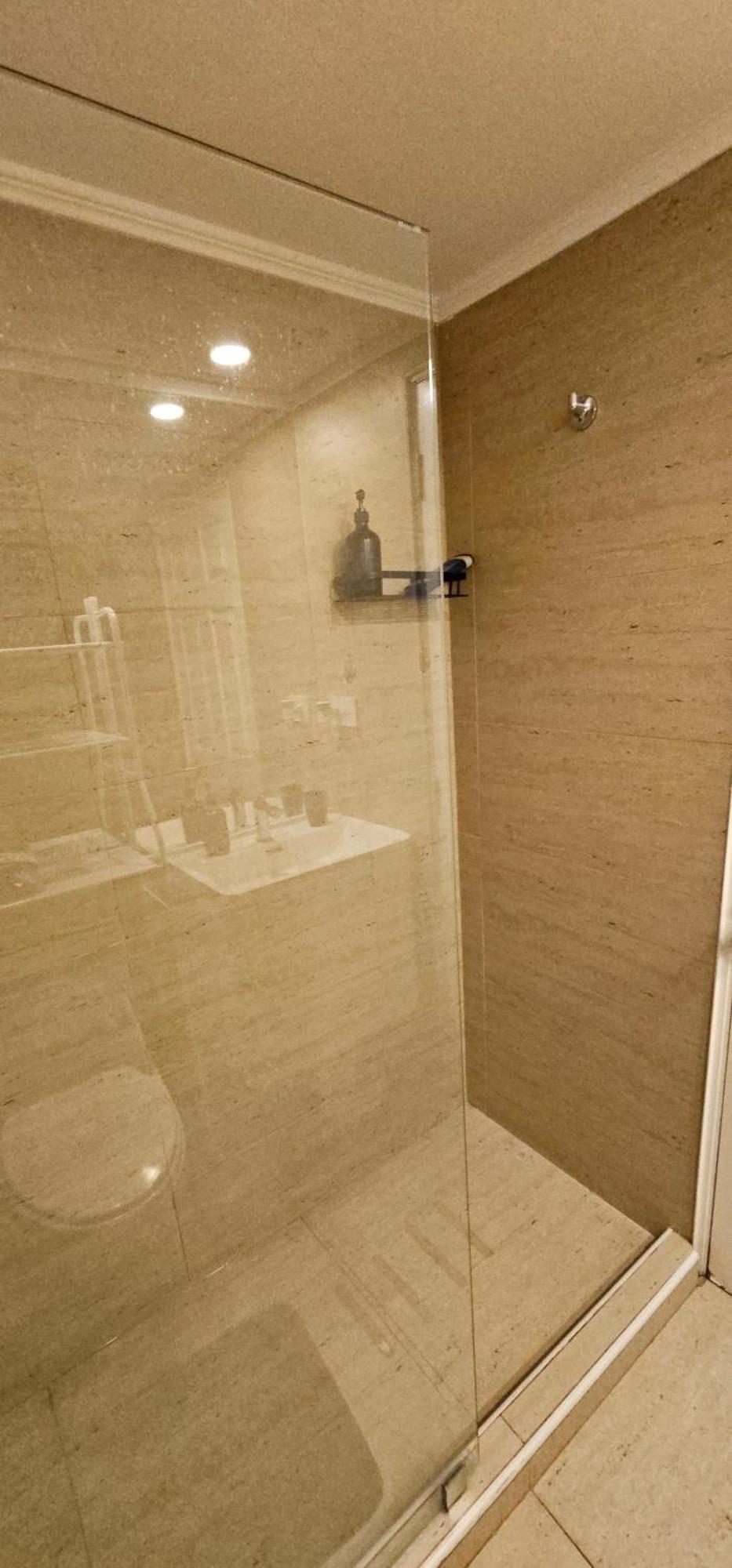 Moderno, Acogedor Departamento Vitacura Condes Santiago